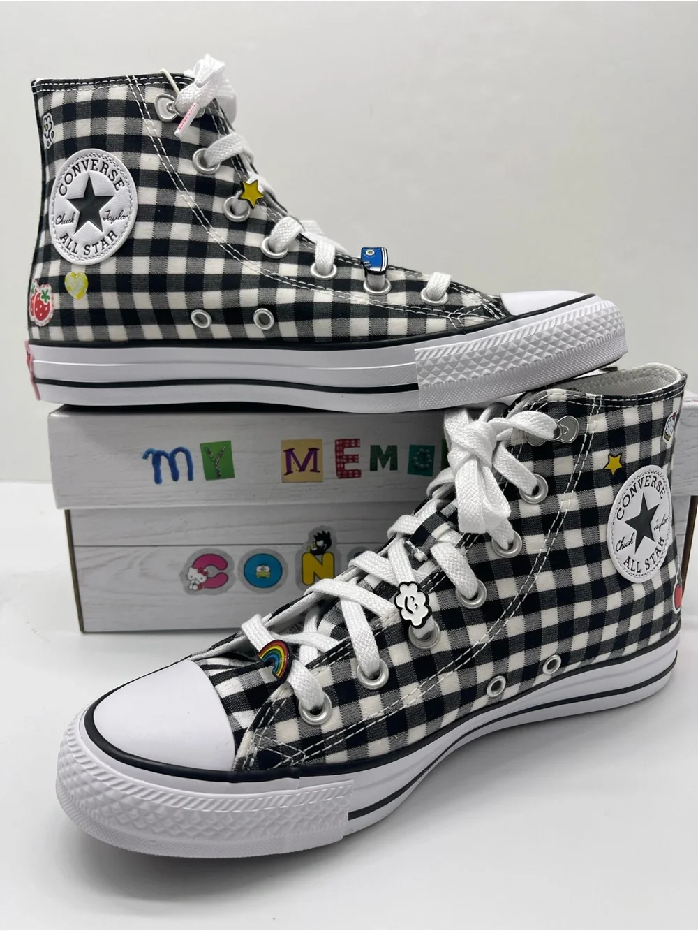 Converse WMNS CTAS HI Hello Kitty & Friends Picnic BlkWh Pink High Top Sneakers - Picture 11 of 16